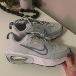 Nike NWOT  Air Max INTRLK Photo 4