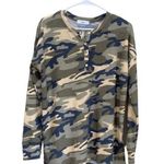 TALULAH Camo Waffle Top Henley Size Small Photo 0