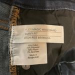 Lane Bryant Flex Magic Waistband Curvy Fit High-Rise Denim Bermuda Short Size 24 Photo 7