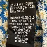 Iz Byer  Floral, Ditsy Daisies Back Tie Keyhole‎ Neck Cropped Floral Size M Photo 6