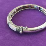Gorgeous inlaid pink mother of pearl Maras site hinged bangle bracelet. … Photo 3