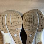 Brooks  Glycerin 20 Women Running Size 9  Gray White Lace Up Sneakers Comfort Photo 3