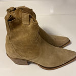 Sundance Tan Suede Women’s Ankle Boots – Made in Italy Size 10 Photo 2