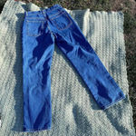 L.L.Bean original fit medium wash high waisted denim jeans
tagged 10MT Photo 2