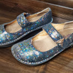 Alegria  Paloma Mary Jane shoe in the "Rave on the Nile" multi-color Size:37/6.5 Photo 0