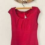 St. John  Red Texture Stretch Cap Sleeve Knee Length Zip Up Dress Size 10 Photo 2
