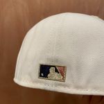 New Era Cap All the right Rushmore New York Yankees 1999 World Series size 7 1/4 brand new  Photo 4