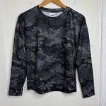 Avia NEW  Black Gray Camo Long Sleeve Top Women’s Size XS Athletic Photo 0