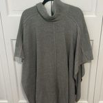 Francesca's Francesca’s Sweater  Photo 2