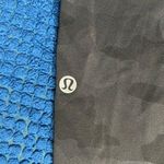 Lululemon athletica Swift Speed High Rise Crop Black/ Gray Camo Size 12 Photo 4