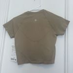 Lululemon  Swiftly Tech Cropped Short-Sleeve Shirt 2.0 Sheer Oak Size 6 Photo 2