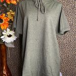 Doe & Rae ✅3/$30✅ NWT  Olive Green Marble Lace-Up Neck Short Sleeve Hooded Top | LARGE | Photo 1