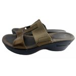 Cole Haan  Bronze‎ Wedge Sandals Nike Air Comfort Slides Size 8 Photo 4