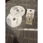 Bride earrings And Save The Date Ribbon Photo 1