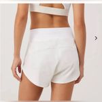 Outdoor Voices  Hudson 2.5 Shorts Photo 4