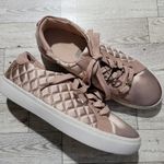 Liz Claiborne Waltz blush quilted sneakers size 6½ Photo 4