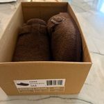 Cushionare Cushionaire Buckle Clogs Photo 2