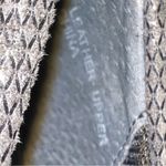 Nordstrom Classic Gray Leather Upper Pump with Metallic Threads Pattern-Sz 8.5N Photo 9