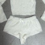 YITTY  Lounge Set Photo 1