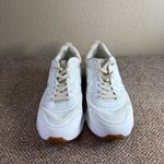 Vionic  Shoes Walk Strider White Cream Women's Sz 9 Lace Up Athletic Sneaker EUC Photo 1