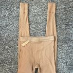 SKIMS Leggings Photo 0