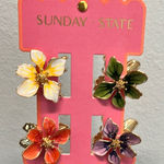 Sunday State | Hawaiian Floral Metal Hair Clips Pink Photo 0