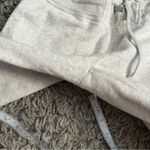 Tommy Hilfiger  sweatpants size medium Photo 3