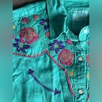 Panhandle slim turquoise embroidered western Button Photo 3