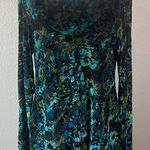 Snoskins Velvet Burnout Ruched Sleeve Top Black/Green Size Medium Black Photo 0