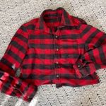 Brandy Melville Buffalo Plaid Cropped Long Sleeve Flannel Red/Black (One Size) Photo 5