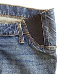 Isabel Maternity by Ingrid & Isabel stretch bands midi short jean shorts size 4 Blue Photo 2