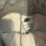 Nike  Barrel Uncuffed joggers Photo 1