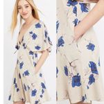 Free People Free People Drapey Shirred Shoulders Melanie Dress in Pearl Combo Floral Size 6 Photo 3