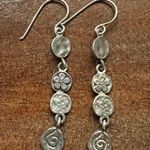 Silpada  Sterling Silver flower and swirl drop earrings Photo 0