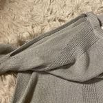 Lush Clothing Light grey lush sweater dress Photo 4