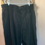 Terra & Sky FINAL MARKDOWN  Black capris 2x Photo 8