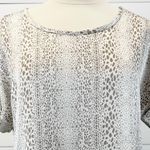 Entro  Womens M Satiny Short Sleeve Animal Print Top Shirt Taupe Cream Boho‎ Photo 7