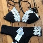 O'Neill Bikini Set - Size Small Photo 0