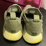 Adidas UltraBoost Triple White Running Shoes Sneakers Mens Size 7.5 Photo 2