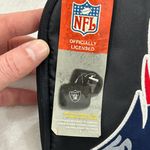 NFL Team New England Patriots Small Zip iPod Cell Phone Make Up Travel Case Bag Photo 2