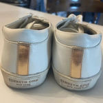 Kenneth Cole New York Women’s Size 5 Embroidered Kam Fashion Sneakers Photo 6