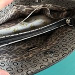 Guess New Chic Signature Logo Gray and Black Crossbody Purse Handbag Photo 9