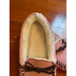 LAMO Pink Faux Suede Moccasin Slippers Faux Fur Lined Indoor Outdoor Size 7 Photo 2