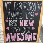 American Eagle  Super Stretch Midi Denim Cuffed Rolled Hem Jean Shorts Size 6 Photo 5