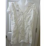Bonmarche UK SZ 16 US SZ 12 Embroidered Flowers PETAL SLEEVES TOP BLOUSE White Photo 7
