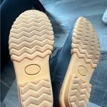 Black Duck Boots with Gum Sole Size 8 Photo 4