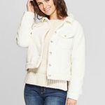 Universal Threads White Sherpa Jacket Photo 0