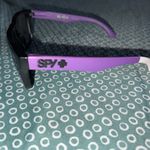Spy + sunglasses Photo 1
