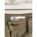 Lila Ryan Linen Blend Green Cropped Pants  10 Martina Straight Capri Photo 6
