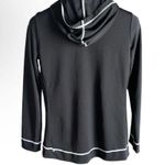 Alo Yoga Alo coolfit active wear fitted top Photo 5